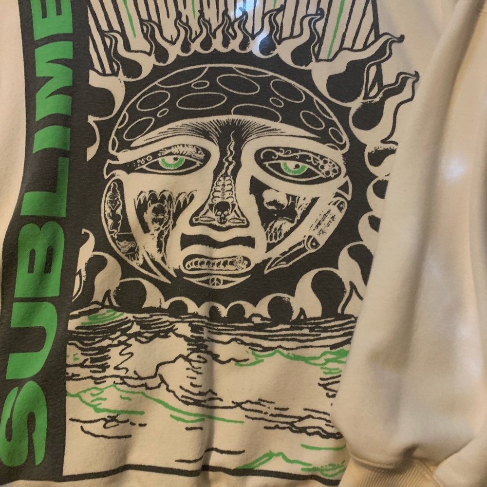 American Eagle Cream Sweatshirt